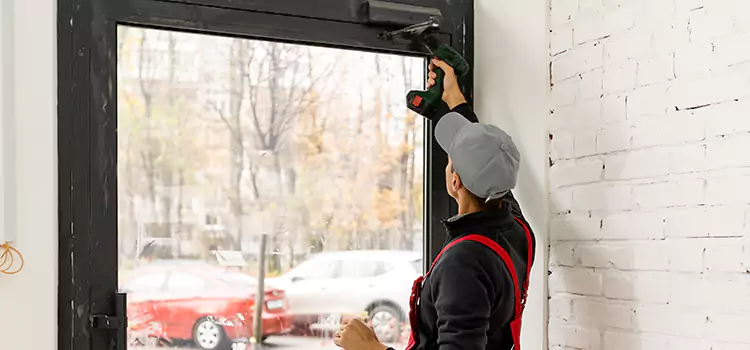 Comprehensive Door Closer Services in Chateauguay, QC