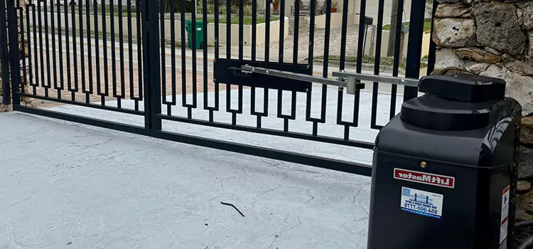 Seamless Installation and Support for Your New Gate in Chateauguay, QC