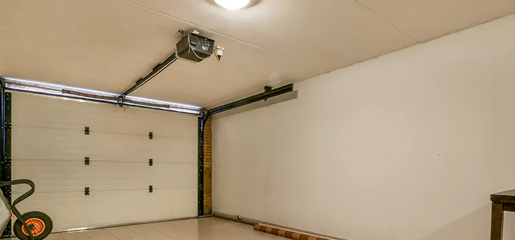 Top-Rated Garage Door Opener Installation in Chateauguay, QC